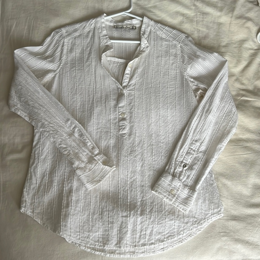 ABERCROMBIE & FITCH White Linen Shirt - Size M